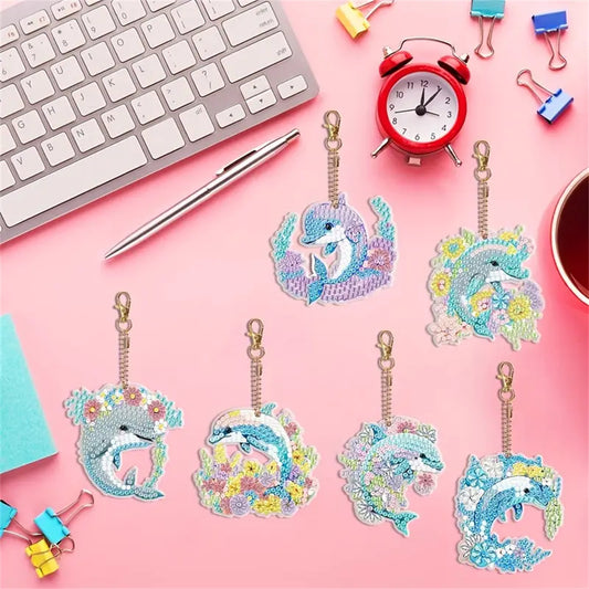 DIY Diamond Painting Keychain - Dolphin Pattern, DIY Decorations, Diamond Kit Craft Supplies, Handmade Mosaic Painting Keychain DIY Set Suitable For Beginners, Creative Handmade Craft Gift Set